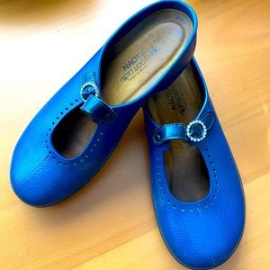 NAOT Garden shoes size 41.